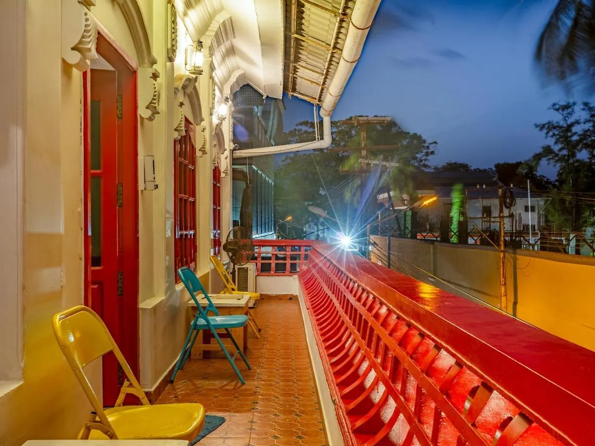 Hostel Gostops Lite Kochi