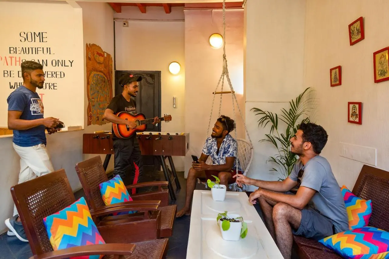 Gostops Lite Kochi Hostel