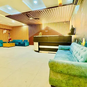 Hotel Grand The Near Delhi Airport